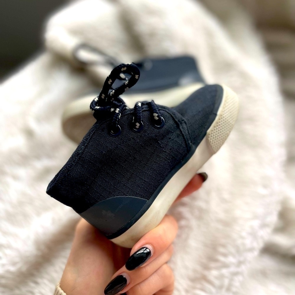 Cat & Jack Navy Toddler Thomas High Top Chukka Sneakers